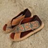 Sandalia Fluor Vibes vegana color camel con suela de yute