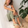 Sandalia Golden Feelings  vegana color camel con suela de yute